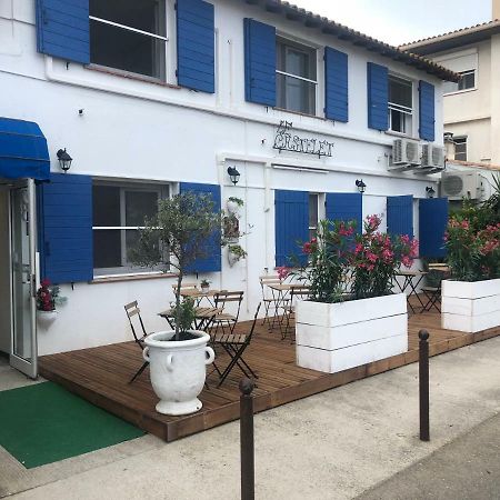 Le Castelet Hotel Saintes-Maries-de-la-Mer Esterno foto